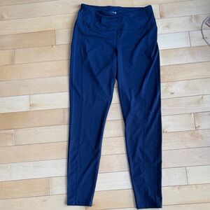 Lolë navy Leggings